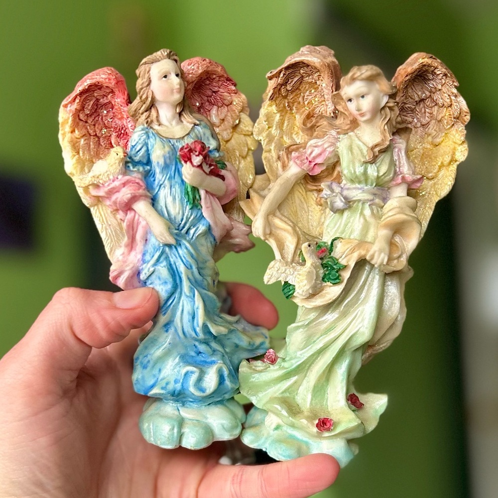VTG Vibrant Faith Based Elegant Dainty Angels Figurine Set of 2 Accents